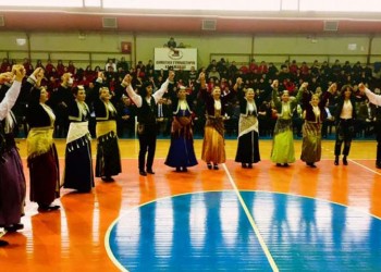 Ο Απόλλων Καλαμαριάς έκοψε την πίτα του σε ποντιακούς ρυθμούς