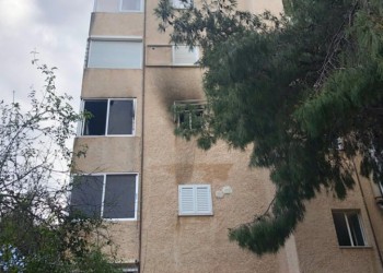Τραγωδία στη Βάρκιζα: Μόνο στο σπίτι το βρέφος που απανθρακώθηκε