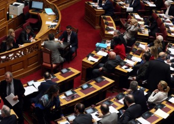 274 ψήφοι για τη Συνταγματική Αναθεώρηση: Ποιοι αποχώρησαν από τη διαδικασία