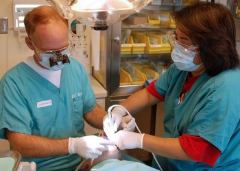 Πολλαπλασιάστηκαν τα κρούσματα καρκίνου του στόματος!