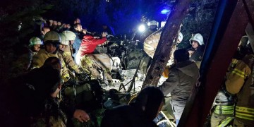 Κωνσταντινούπολη: Στρατιωτικό ελικόπτερο συνετρίβη σε κατοικημένη περιοχή (βίντεο)