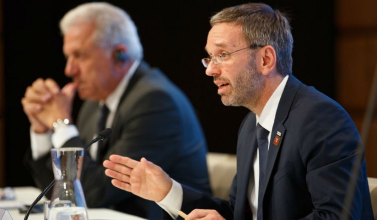 Αυστρία: Οι περισσότερες απελάσεις γίνονται σε Ευρωπαίους πολίτες