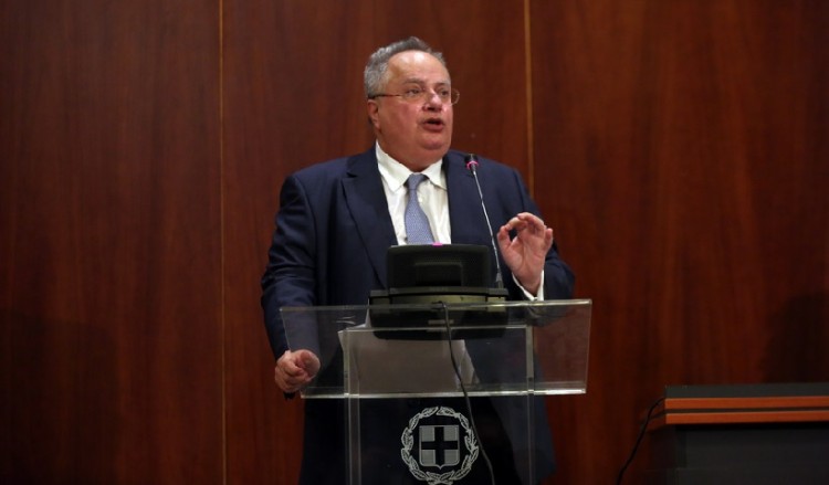 Ο Κοτζιάς καταθέτει μήνυση κατά του Καμμένου