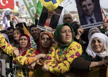 Κωνσταντινούπολη: Διαδήλωση συμπαράστασης στη βουλευτή του HDP Λεϊλά Γκιουβέν και στους άλλους απεργούς πείνας