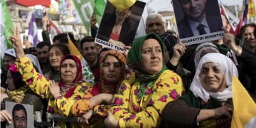 Κωνσταντινούπολη: Διαδήλωση συμπαράστασης στη βουλευτή του HDP Λεϊλά Γκιουβέν και στους άλλους απεργούς πείνας