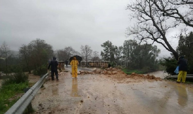 Εικόνες αποκάλυψης στην Κρήτη από την κακοκαιρία (βίντεο, φωτο)