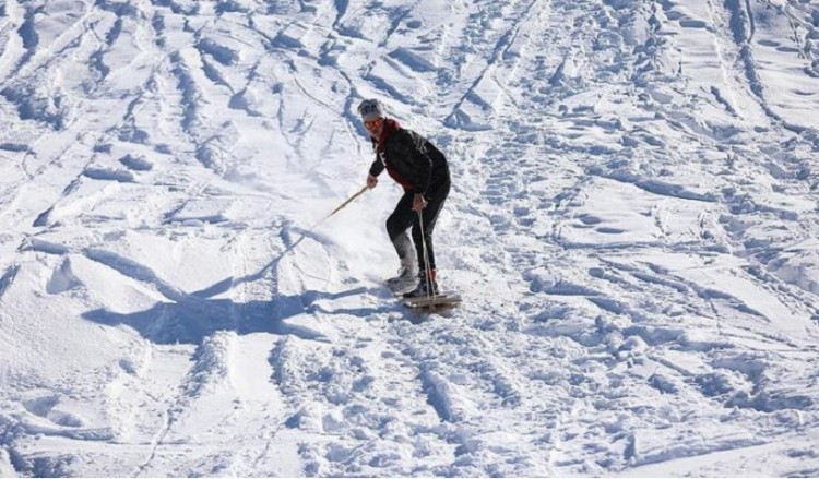 Το παραδοσιακό Lazboard συνεχίζεται στο Ρίζαιο του Πόντου (βίντεο)