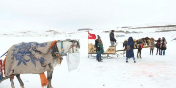 Λίμνη Τσίλντιρ στο Καρς: Ένας παγωμένος αλπικός τουριστικός προορισμός (βίντεο)