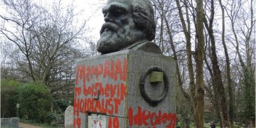 Βεβηλώθηκε ξανά ο τάφος του Καρλ Μαρξ στο Λονδίνο