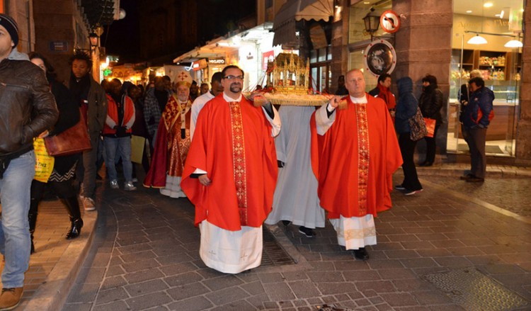 Η Μυτιλήνη τιμά τον Άγιο Βαλεντίνο