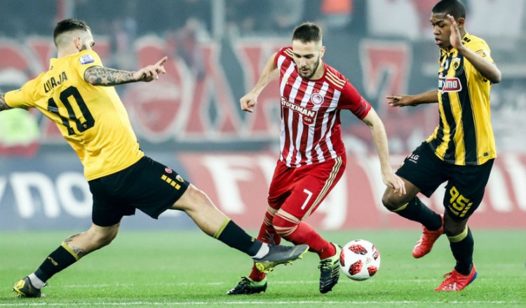 Super League: Ολυμπιακός-ΑΕΚ 4-1