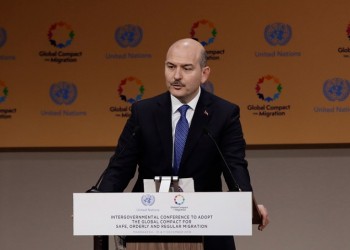 Υπουργός της Τουρκίας απειλεί εμμέσως την ΕΕ με 30.000 πρόσφυγες τη μέρα