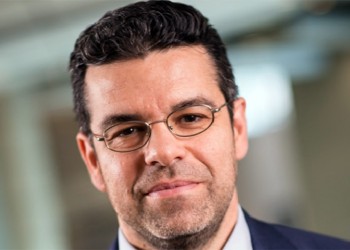 Ο κορυφαίος δρ Σταύρος Γ. Δράκος: Αριστεία στην έρευνα και θεραπεία καρδιακών παθήσεων