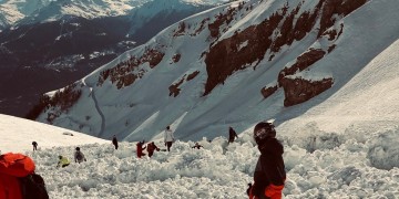 Χιονοστιβάδα στο Κραν Μοντανά της Ελβετίας – Αγνοούνται 12 άνθρωποι