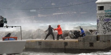 O «Ιανός» χτυπά από δυτικά – Η πορεία του μεσογειακού κυκλώνα προς την Ελλάδα (βίντεο) 5