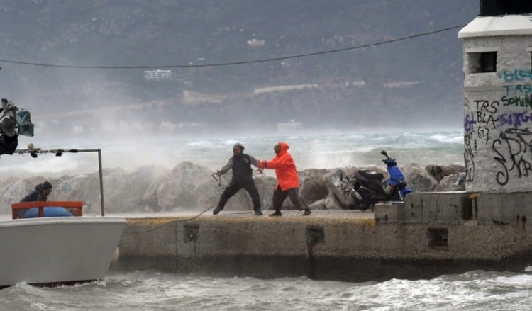 O «Ιανός» χτυπά από δυτικά – Η πορεία του μεσογειακού κυκλώνα προς την Ελλάδα (βίντεο) 5