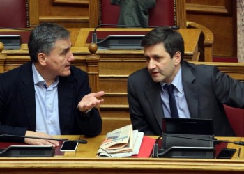 Τελεσίγραφο Κομισιόν στην Ελλάδα: Κλείσιμο εκκρεμοτήτων για τη δόση