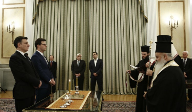 Ορκίστηκαν οι έξι νέοι υπουργοί της κυβέρνησης