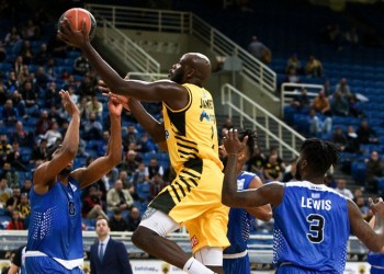 Basket League: Πύρρειος νίκη για την ΑΕΚ