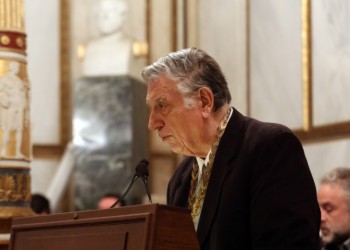 Διάλεξη του Αντώνη Κουνάδη στους δικαστές για την ελληνική γλώσσα - Cover Image