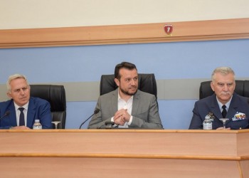 Αποστολάκης: Οι δηλώσεις Ακάρ δεν βασίζονται στη λογική