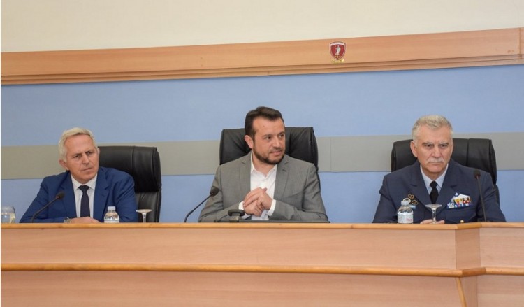 Αποστολάκης: Οι δηλώσεις Ακάρ δεν βασίζονται στη λογική