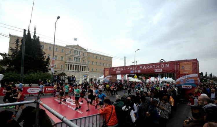 Με τον αγώνα 10 χλμ. ανοίγει σήμερα το αγωνιστικό πρόγραμμα του 37ου Αυθεντικού Μαραθωνίου 3