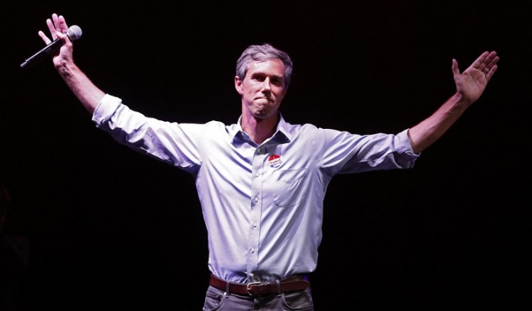 ΗΠΑ: Ο Μπέτο Ο’Ρουρκ υποψήφιος για το χρίσμα του Δημοκρατικού Κόμματος