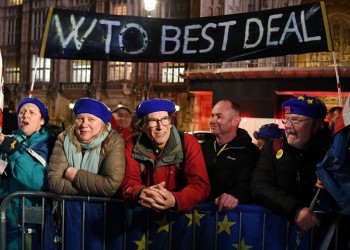 Brexit: Τα τέσσερα σενάρια και το κρίσιμο 15νθήμερο για τη Βρετανία