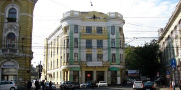 Ρουμανία: Πρόστιμο στους επιβάτες των μέσων μαζικής μεταφοράς που φορούν βρόμικα ρούχα