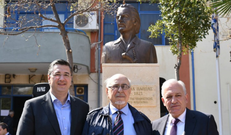 Αποκαλυπτήρια προτομής Εμμανουήλ Παππά στον δήμο Αμπελοκήπων-Μενεμένης