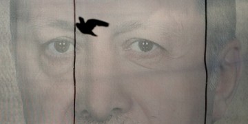 Οι S-400 βάζουν τον Ερντογάν ανάμεσα σε Ρωσία και ΗΠΑ