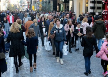 Κατά 17% αυξήθηκαν τα ενοίκια στην Ερμού σε έναν χρόνο