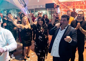 Μέχρι τα ξημερώματα κράτησε το γλέντι Συλλόγου Ποντίων Αγίας Βαρβάρας «Ο Φάρος»