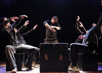 Αυστραλοί εφοριακοί παρακολουθούν μαθήματα υποκριτικής για να γίνουν καλύτεροι!