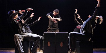 Αυστραλοί εφοριακοί παρακολουθούν μαθήματα υποκριτικής για να γίνουν καλύτεροι!