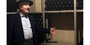 Κιλκίς: Διαρρήκτες έκλεψαν εκατοντάδες φιάλες κρασιού στη Γουμένισσα!