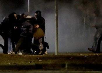 Βεντέτα οπαδών φοβάται η ΕΛΑΣ – Βίντεο από την άγρια επίθεση σε 22χρονη