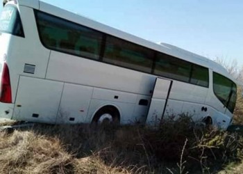 Κομοτηνή: Τροχαίο στην Εγνατία Οδό για τουριστικό λεωφορείο
