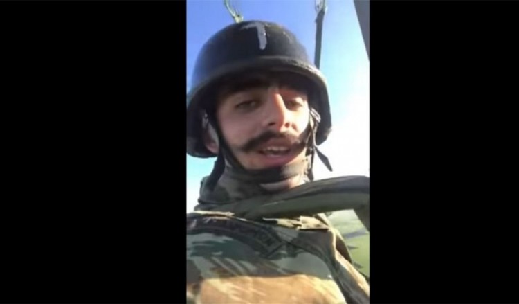 Αποβλήθηκε από τη Σχολή Αλεξιπτωτιστών ο καταδρομέας με το «Μακεδονία ξακουστή»