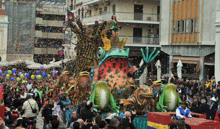 Καλοκαιρινό καρναβάλι ανήγγειλε ο δήμαρχος Πατρέων Κώστας Πελετίδης (βίντεο)