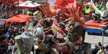 Απόκριες 2019: Με μια εντυπωσιακή τελετή λήξης ολοκληρώθηκε το καρναβάλι της Πάτρας