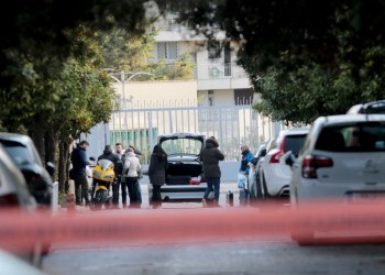 Ανθρωποκυνηγητό για τους δράστες της επίθεσης στο ρωσικό Προξενείο (φωτο)