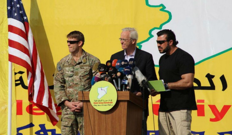 Συρία: Συνεχίζεται η μάχη εναντίον εν υπνώσει πυρήνων του Ισλαμικού Κράτους