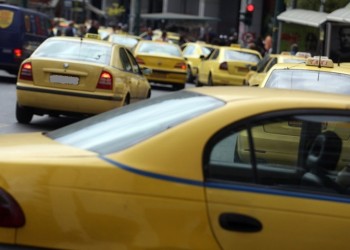 Σύντομα και δεύτερος επιβάτης στα ταξί