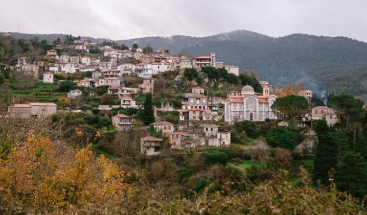 Πέντε νέοι επιστρέφουν για να ζωντανέψουν τη Βαμβακού, ένα χωριό 9 κατοίκων (φωτο, βίντεο)