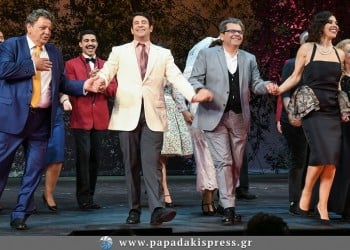 «Ζητείται ψεύτης» ενόψει εκλογών – Φήμες λένε πως ένας καλός κυκλοφορεί στο Θέατρο Παλλάς (φωτο)