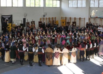 Το μεγαλείο της ποντιακής παράδοσης μέσα από τα μάτια των παιδιών έλαμψε στην Χρυσούπολη Καβάλας