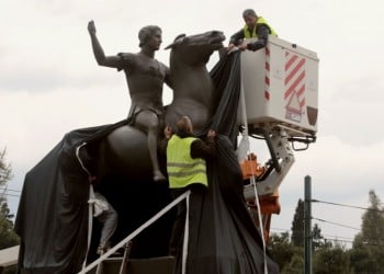 Το άγαλμα του έφηβου Αλέξανδρου βρήκε τελικά θέση στην Αθήνα – Μια περιπέτεια από το 2001