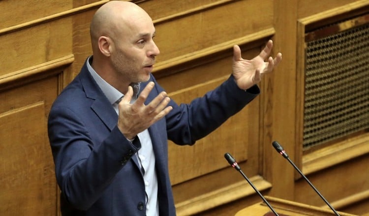 Παραιτήθηκε ο Γιώργος Αμυράς από βουλευτής